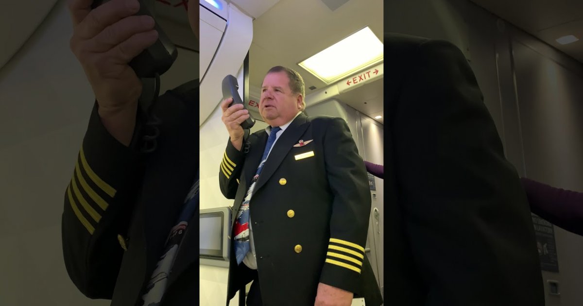 Pilot Makes His Last Announcement After 45 Years Of Flying Webfail