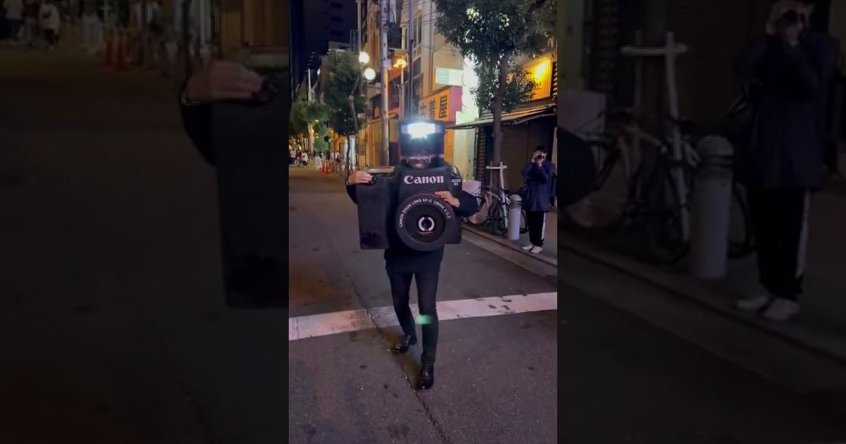 Ein KameraKostüm mit echten Fotos an Halloween fail Fail Bilder